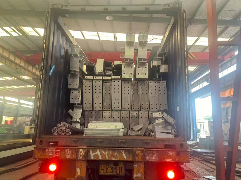 تم شحن نبات الفولاذ المخصص إلى جزر فوكلاند