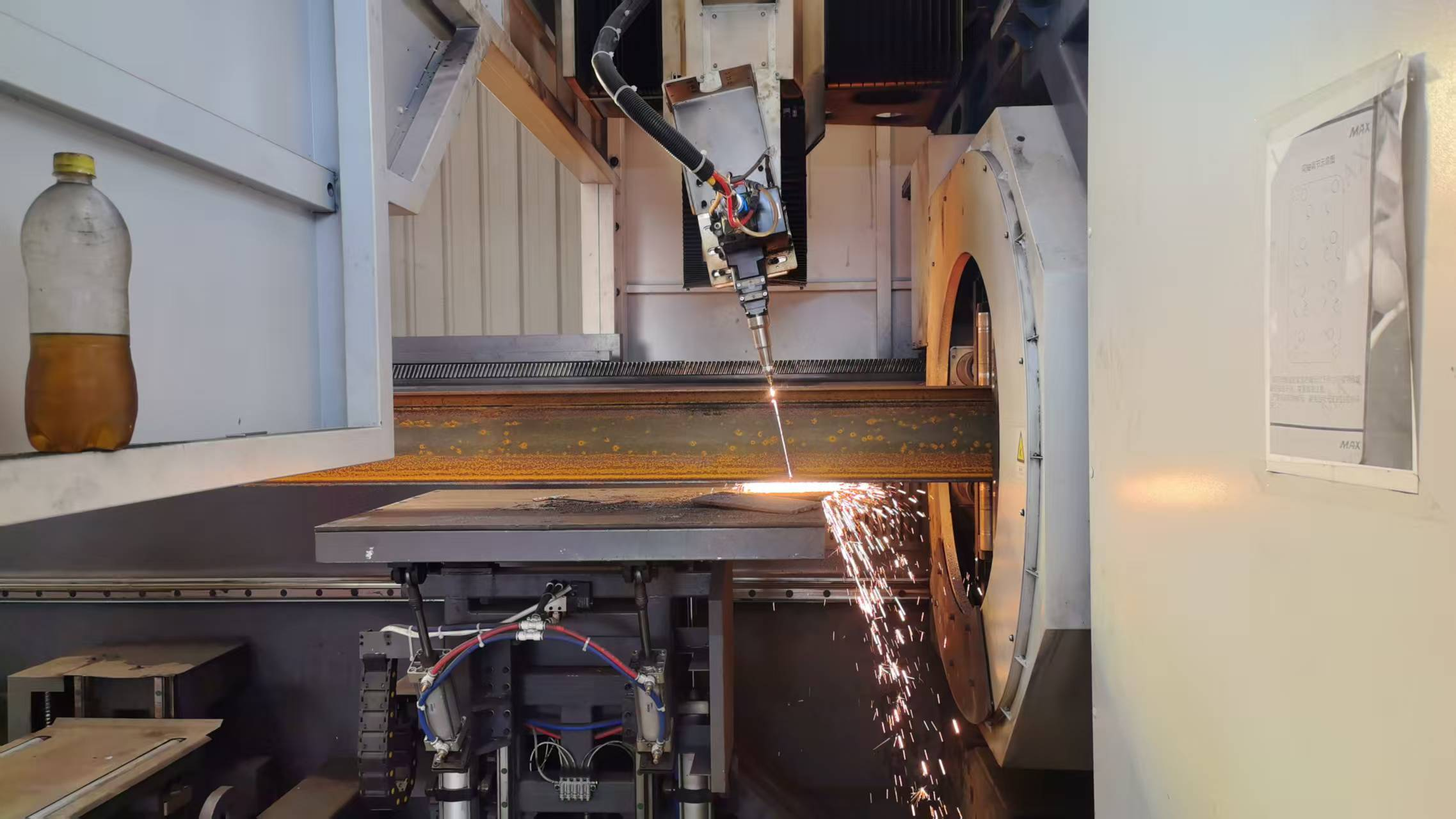 Liweiyuan تعمل على تحسين جودة معالجة الهياكل الفولاذية