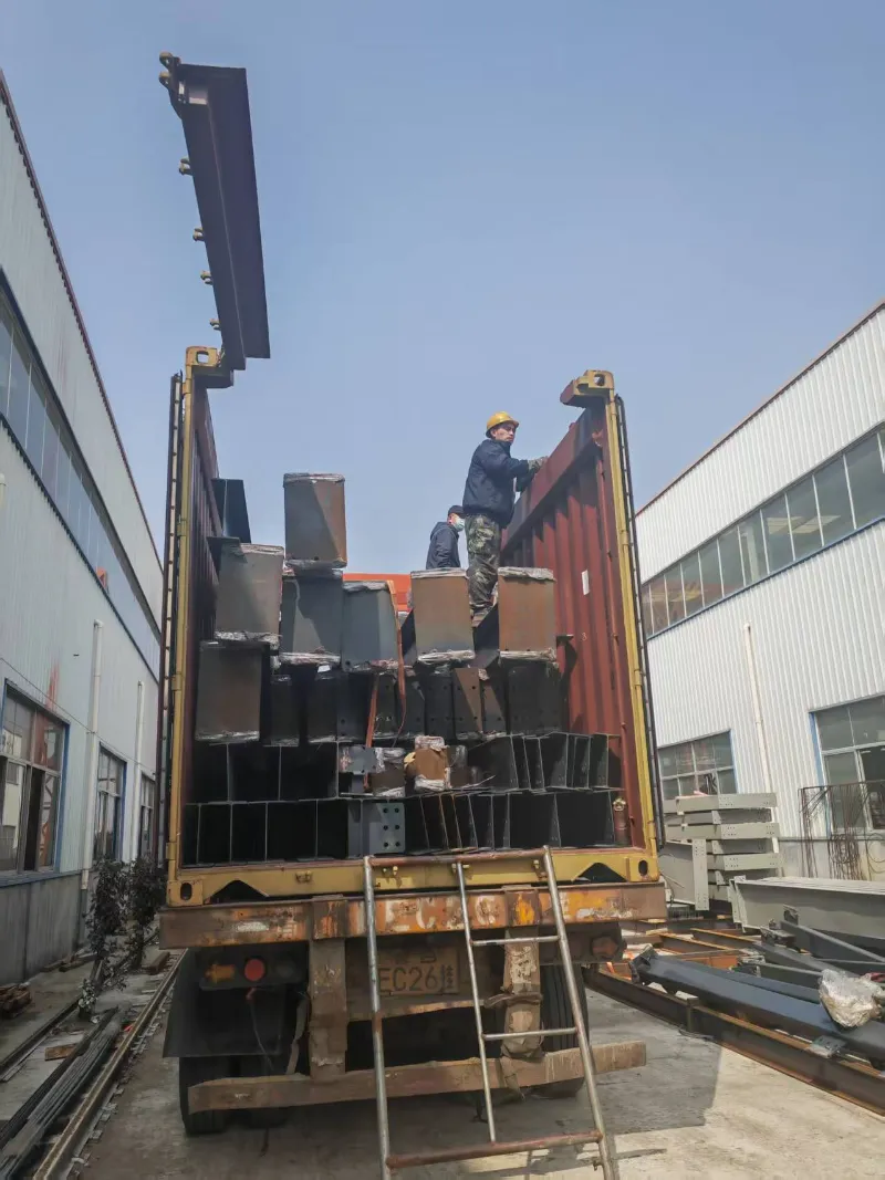 دعم بناء البنية التحتية في الخارج! نجحت شركة Qingdao Liweiyuan Steel Structure في شحن مشروع مبنى المكاتب المكون من ثلاثة طوابق إلى ماليزيا